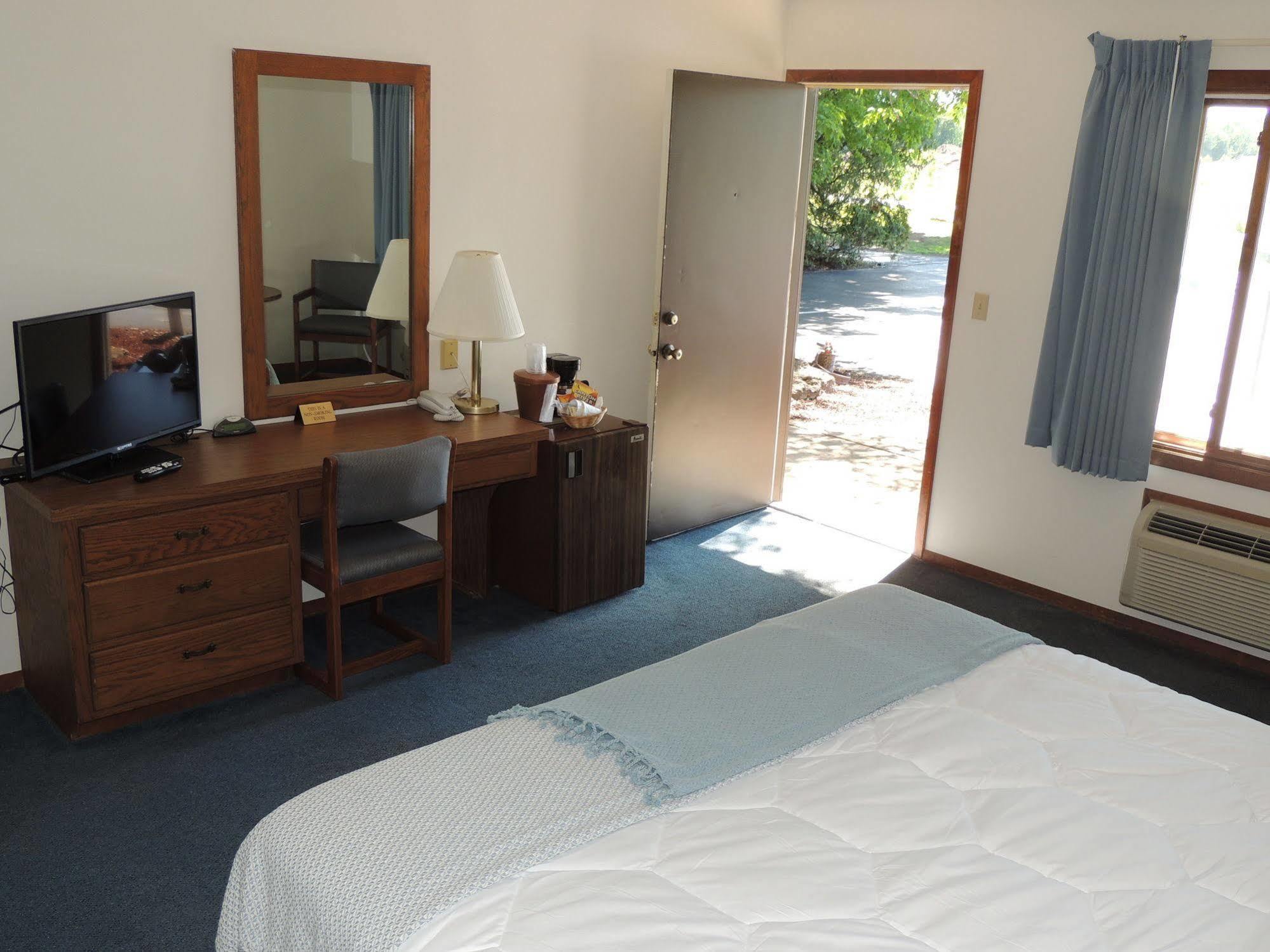 Sister Bay Inn Ngoại thất bức ảnh